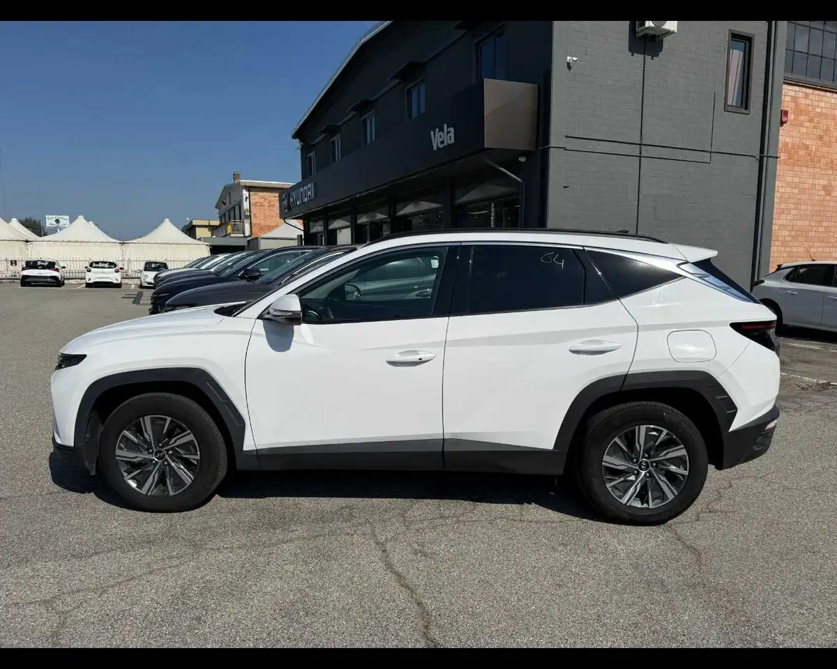 Hyundai TUCSON 1.6 HEV XLine 8