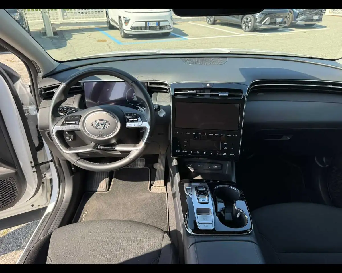 Hyundai TUCSON 1.6 HEV XLine 13