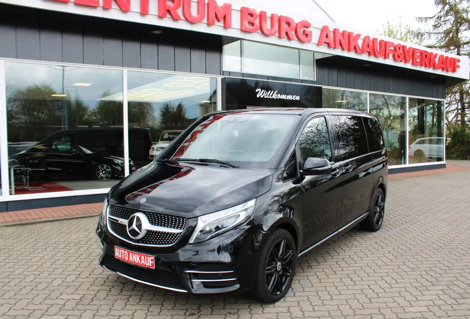 Mercedes-Benz V 300 AMG-Line Allrad 6 Sitzer Kamera Navi Schwarz - 2