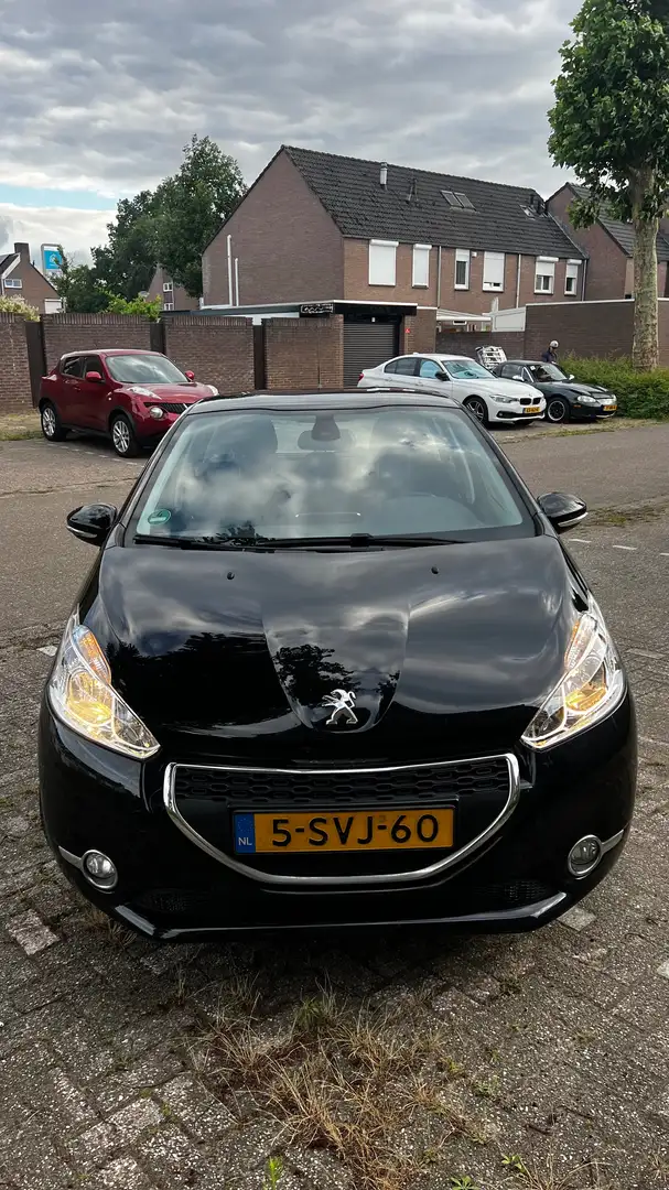 Peugeot 208 208 1.2 VTi Allure - EXPORT Zwart - 1