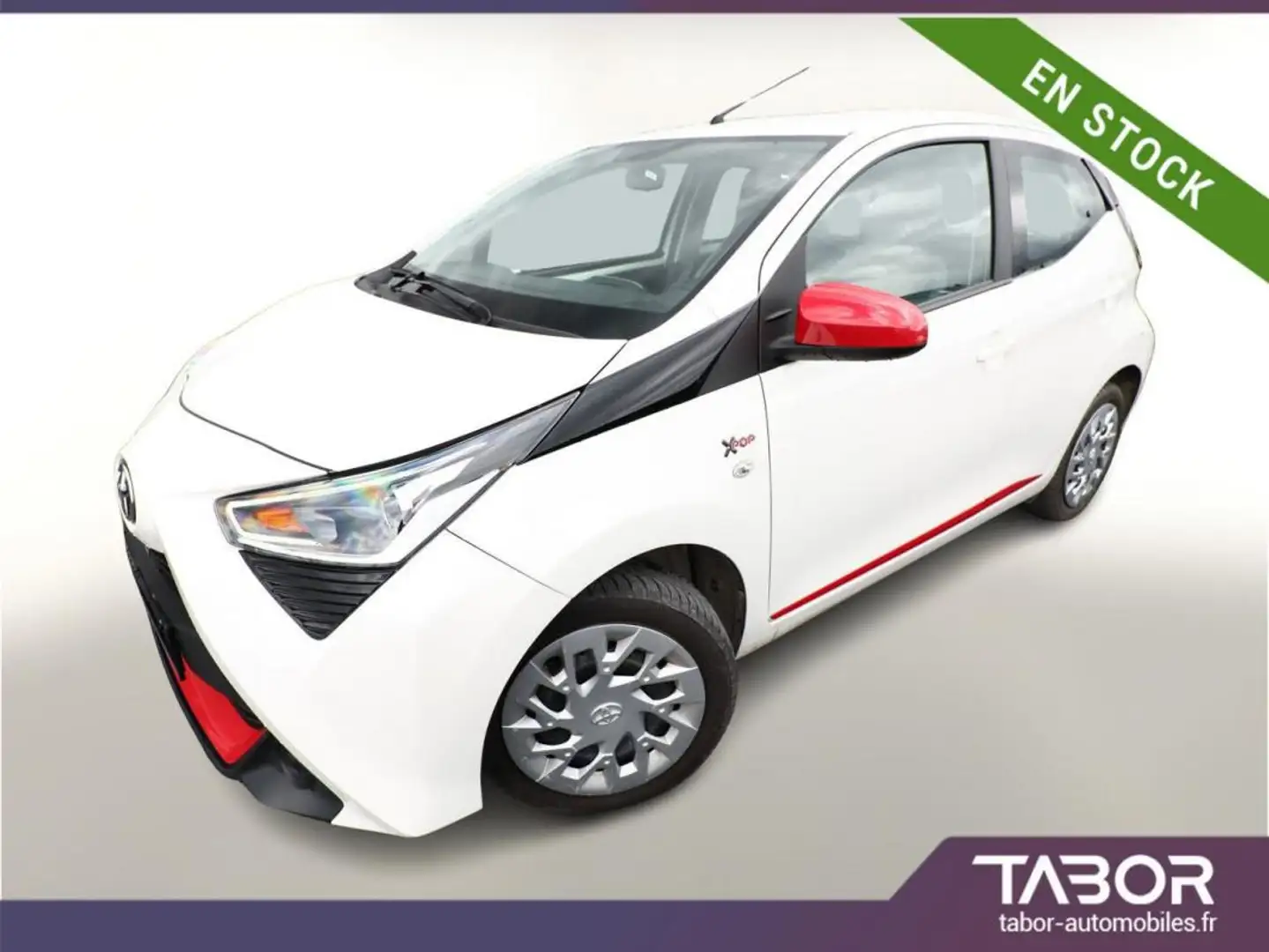 Toyota Aygo 1.0 72 x-Play Cam DAB SafetyS Clima Blanc - 1