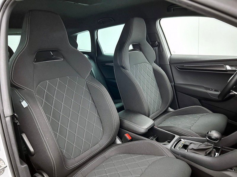 Skoda Karoq 1.5 TSI ACT Sportline Business | Automaat | Adapti — photo 14