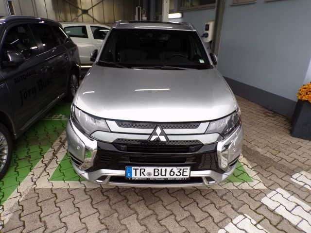 Mitsubishi Outlander Outlander Plug-in Hybrid TOP 2.4 MIVEC 4WD
