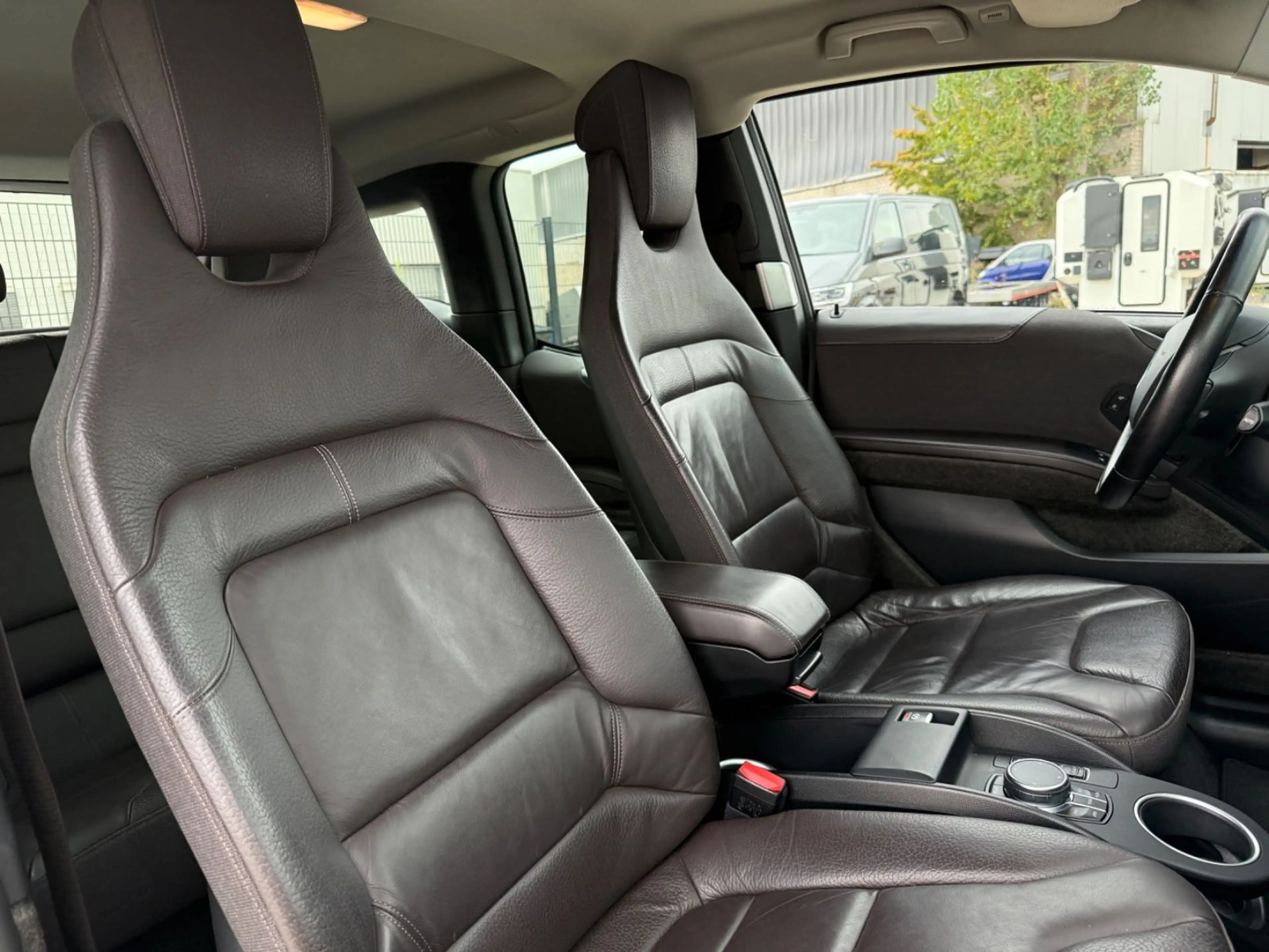 BMW i3 Basis/LED/Leder/ACC/Keyless/Navi/Kamera — photo 22