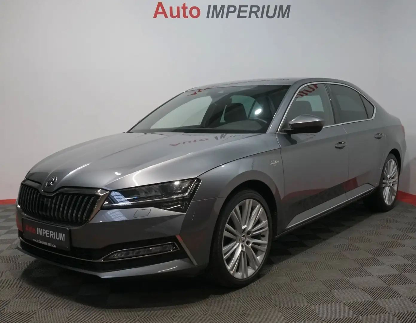 Skoda Superb Limousine L&K 2.0 TDI *AHK*STDHZ*CANTON* Grau - 1