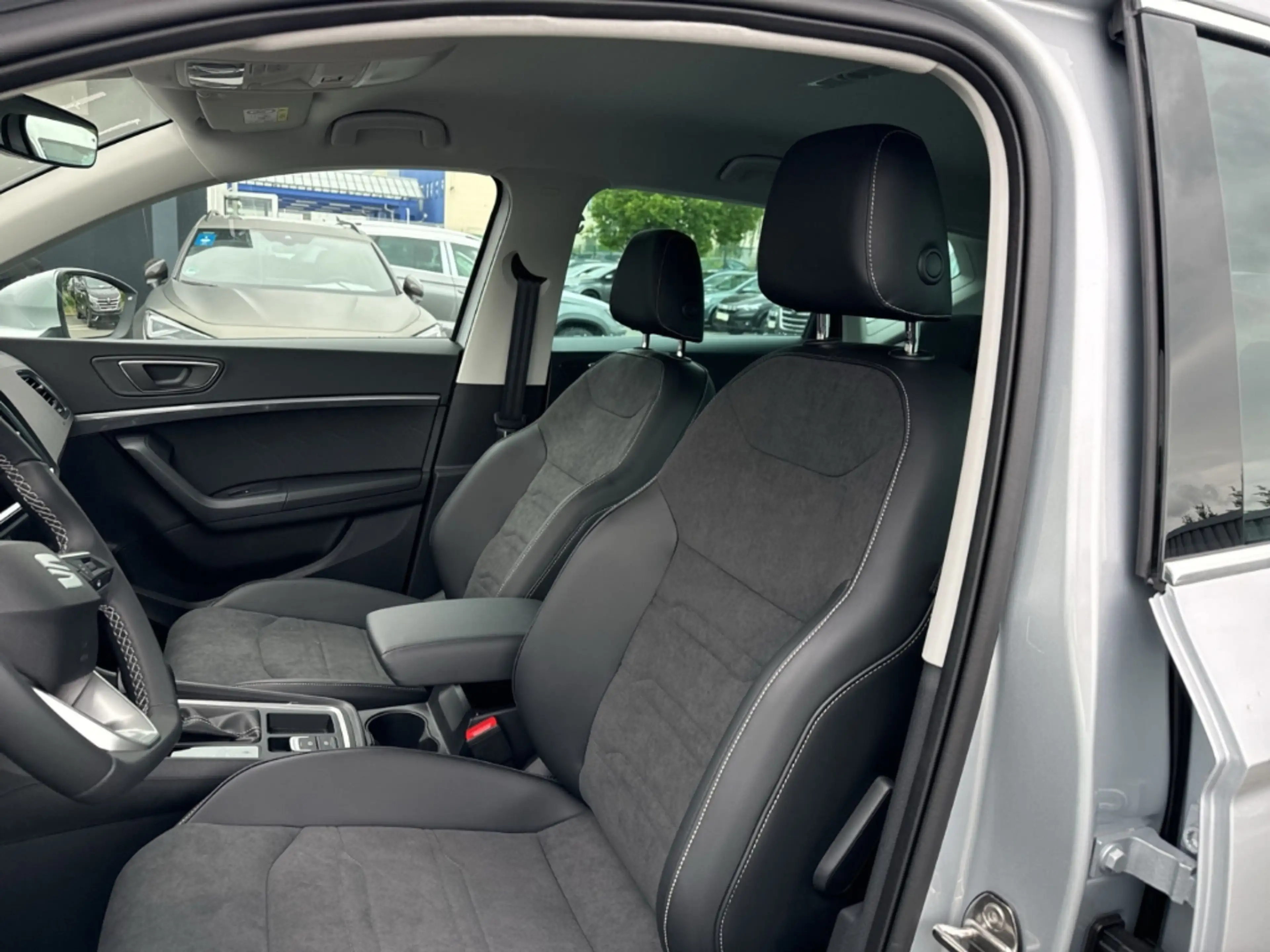 SEAT Ateca 1.5 TSI DSG Style Edition NAVI+LED+ACC+SHZ — photo 10