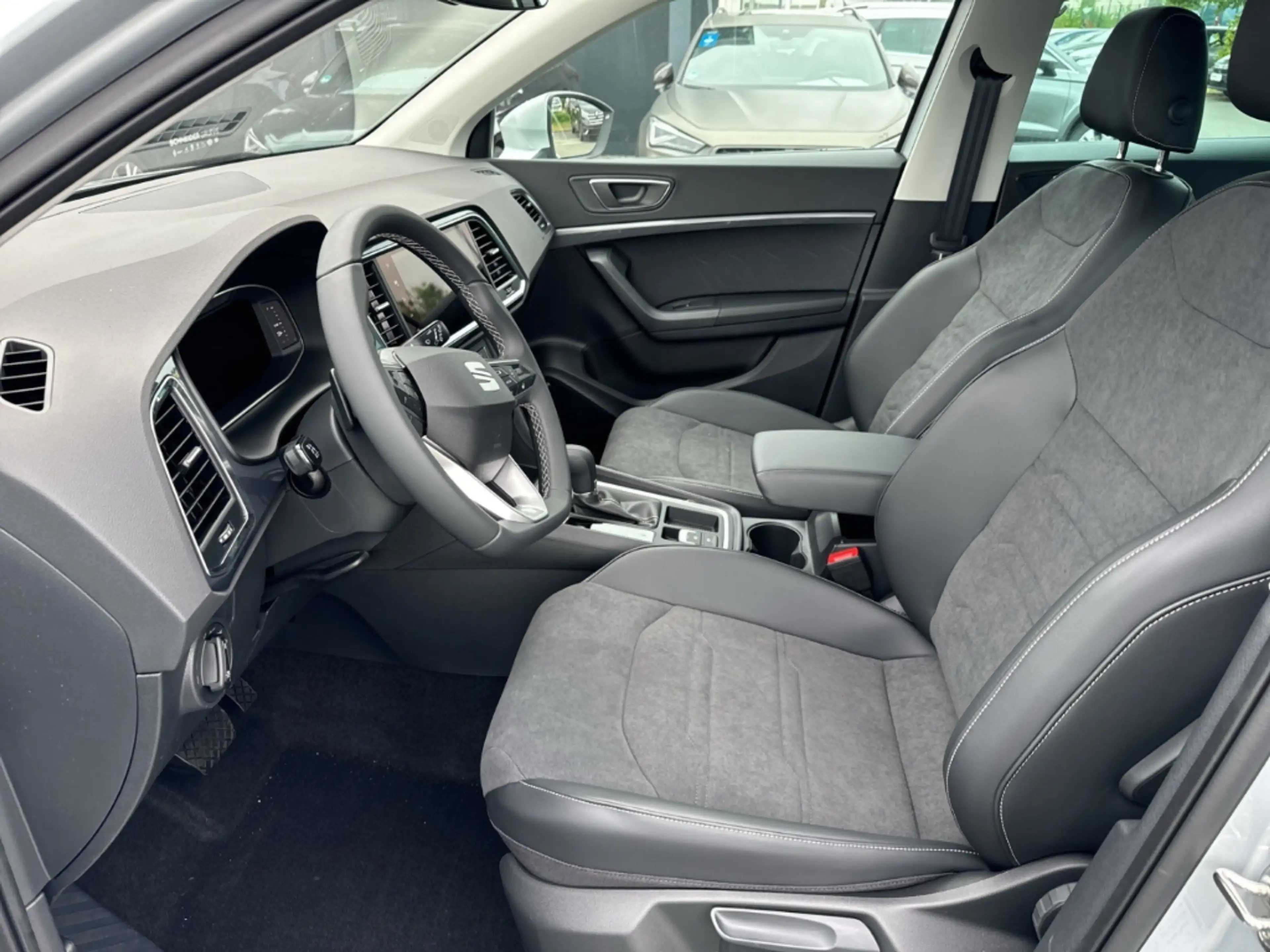 SEAT Ateca 1.5 TSI DSG Style Edition NAVI+LED+ACC+SHZ — photo 9