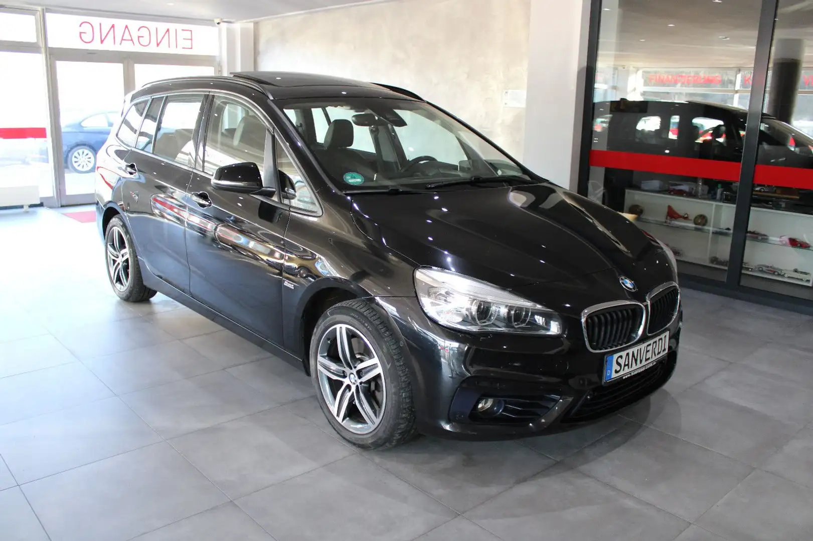 BMW 220 220d GT xDrive SPORT LEDER LED PANORAMA 7.SITZER Schwarz - 2