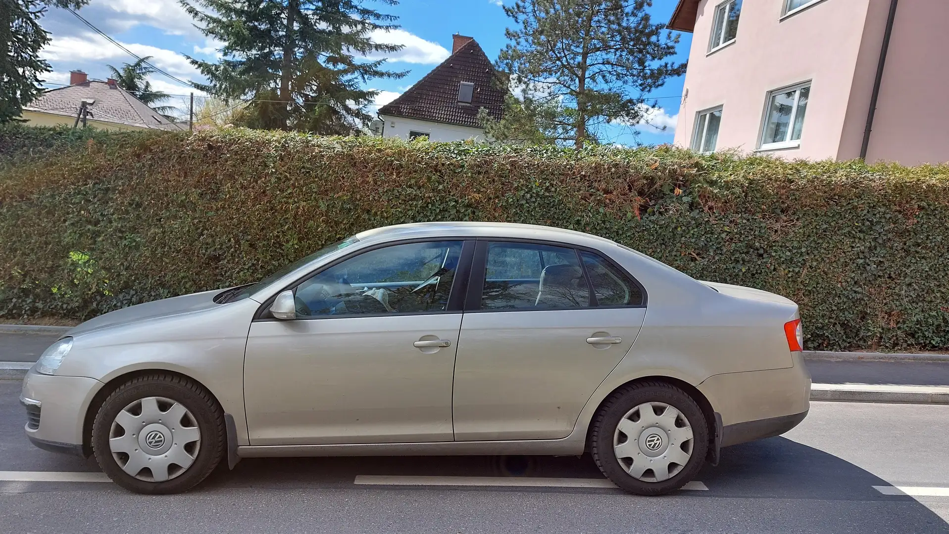 Volkswagen Jetta Jetta 1,9 Comfortline TDI DPF Comfortline Gold - 2