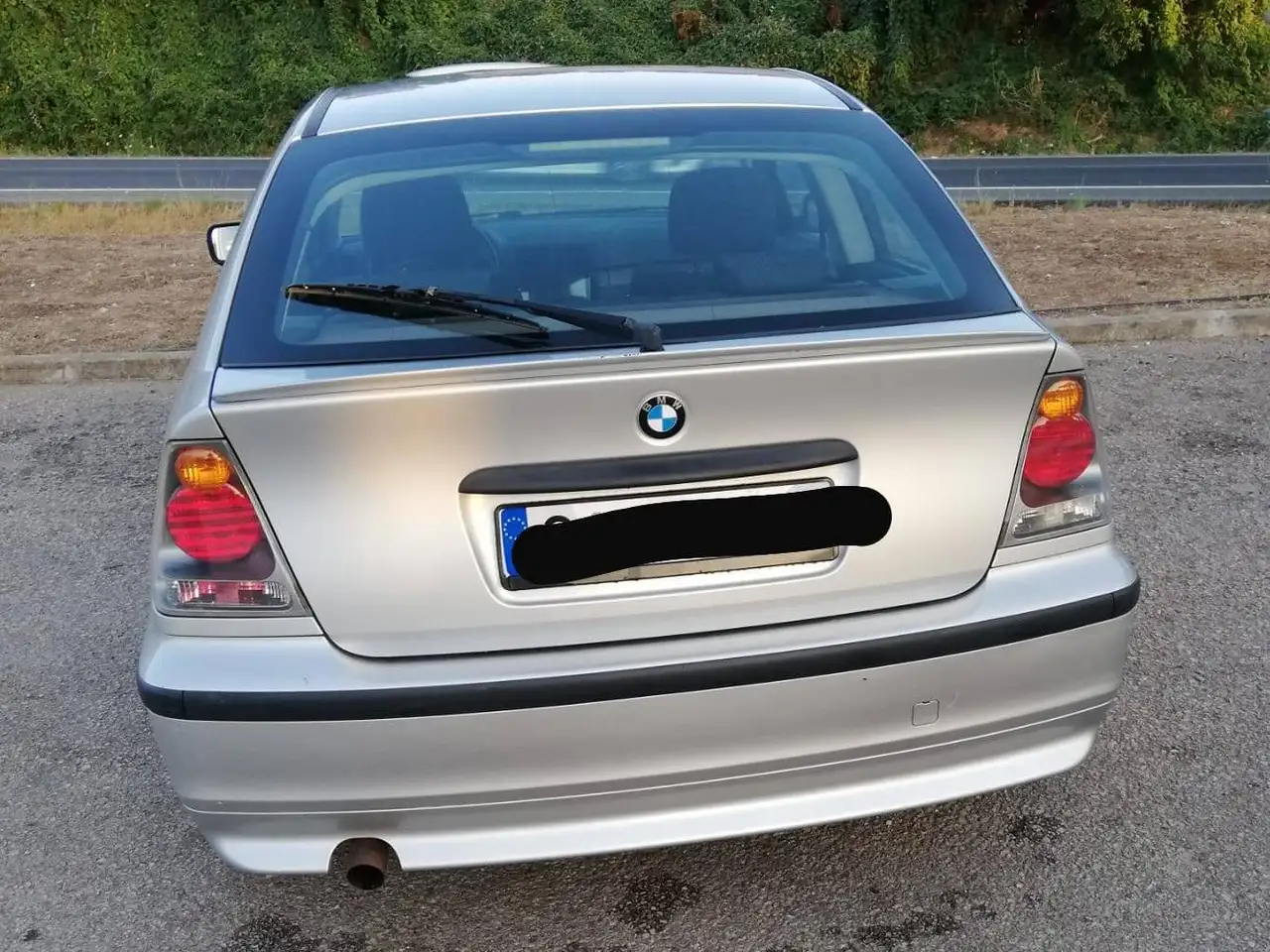 BMW 316i, foto 2