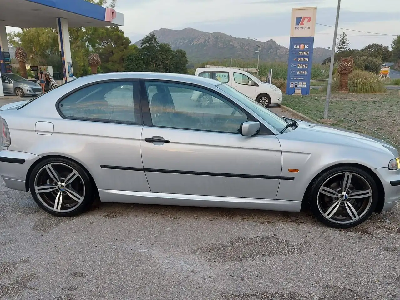 BMW 316i, foto 5