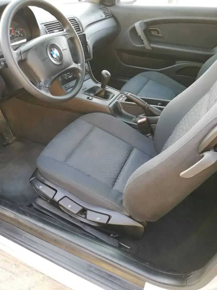 BMW 316i, foto 8