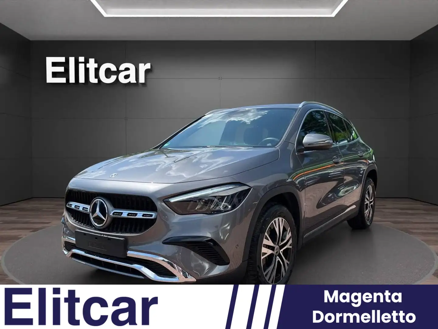 Mercedes-Benz GLA 180 Automatic Progressive Advanced - 1