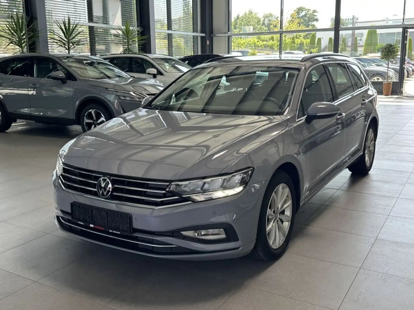 Volkswagen Passat Variant 2.0 TDI DSG Winterpaket Klimapake - 1
