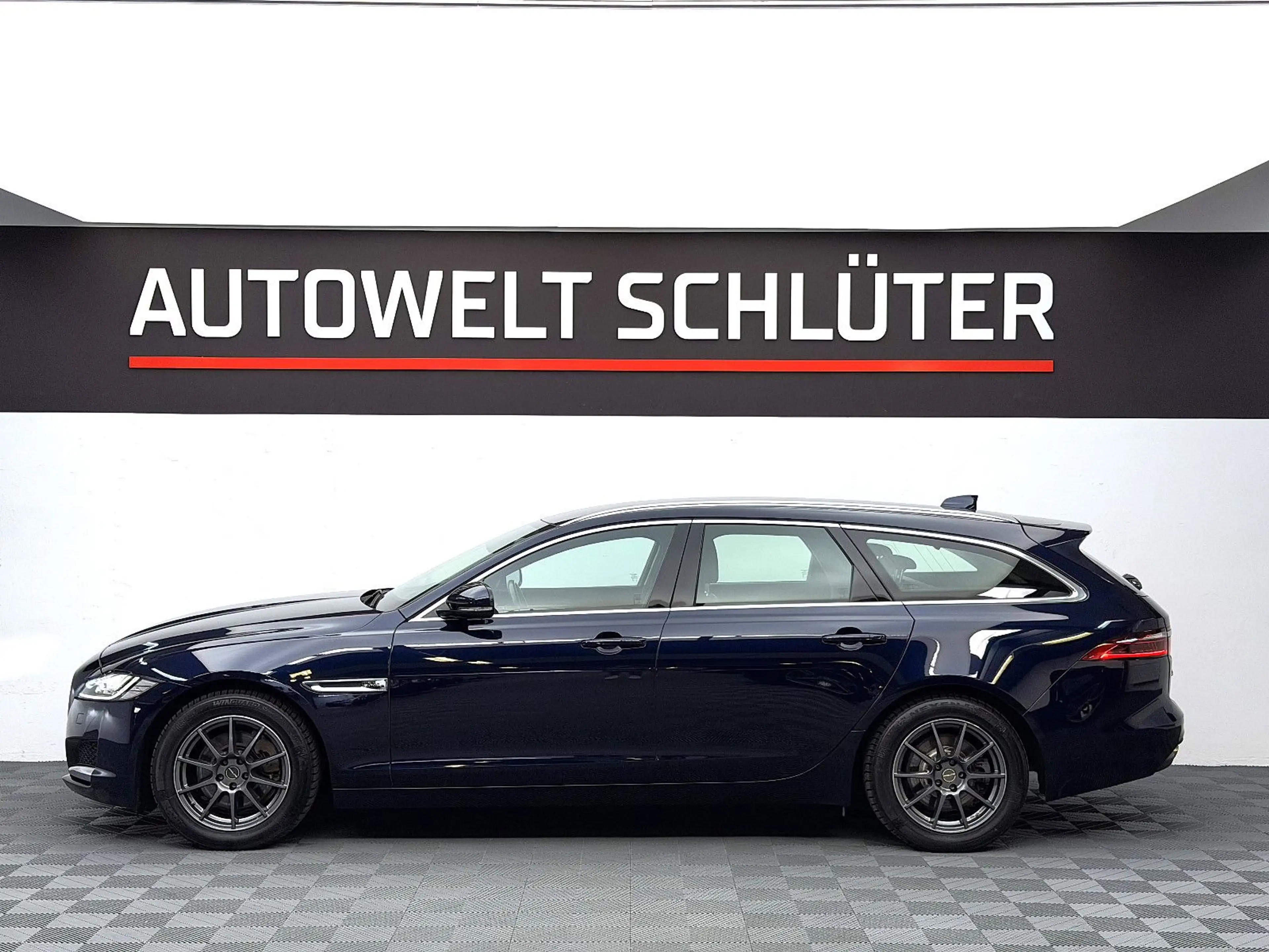 Jaguar XF Sportbrake Prestige *LED*SHZ*AHK*RFK* — photo 3
