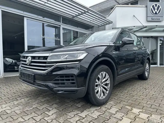 Volkswagen Touareg 3.0TDI 4 MOTION*LED*PANORAMA*STANDH.*18 ZOLL