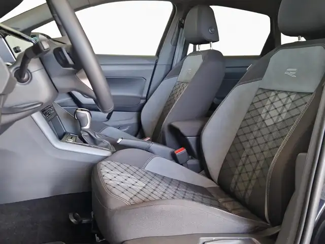 Volkswagen Taigo view 9