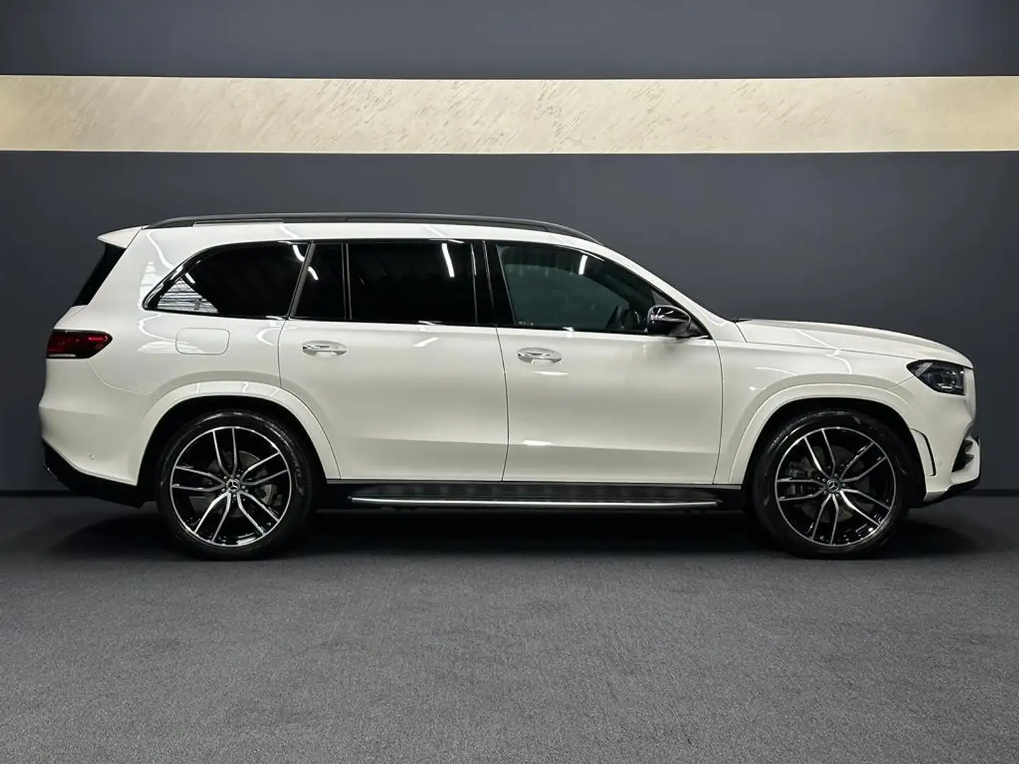 Mercedes-Benz GLS 400 23 Zoll AMG Burmester 3D Wit - 2