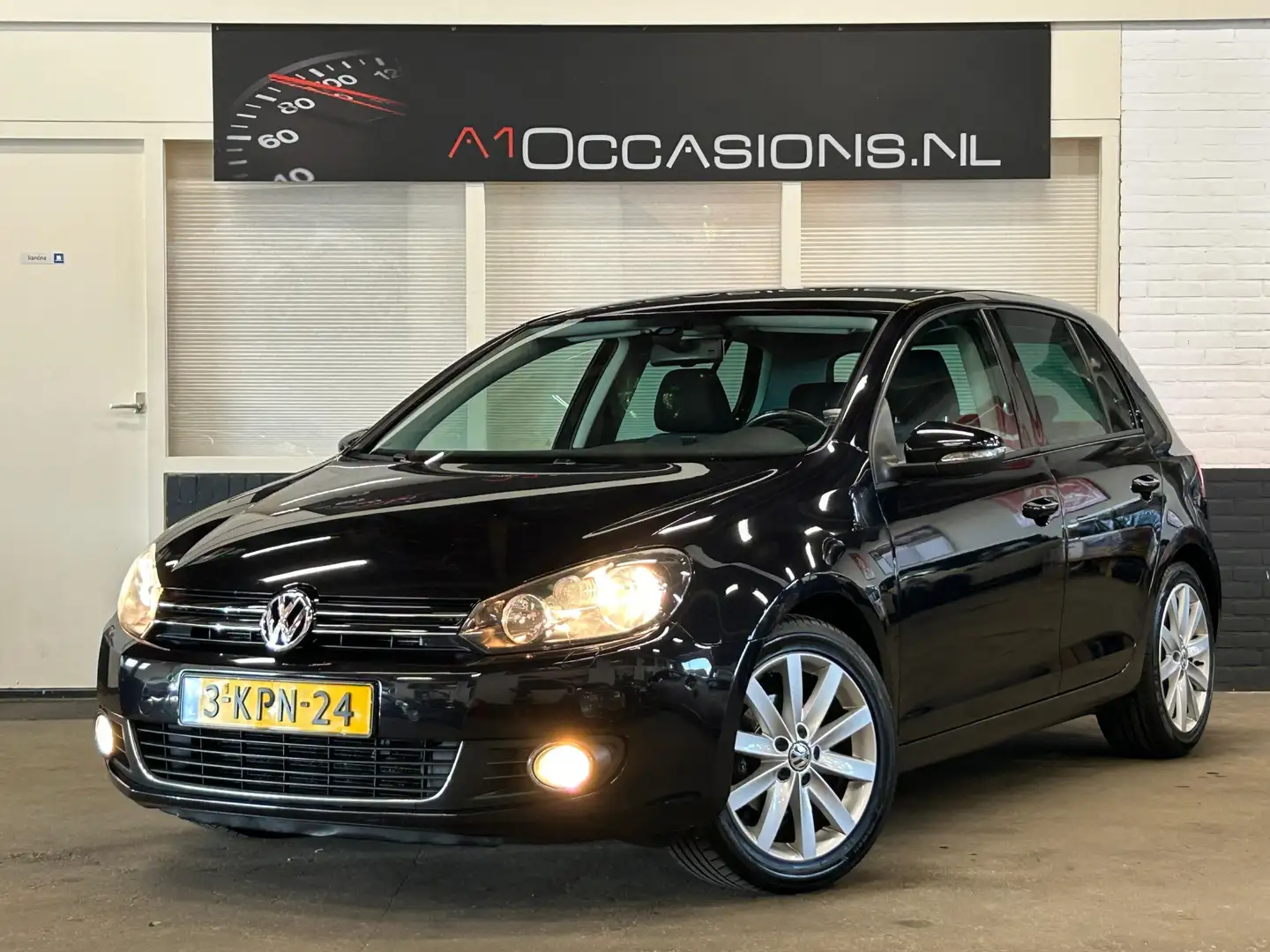 Volkswagen Golf 1.2 TSI Trendline Noir - 2