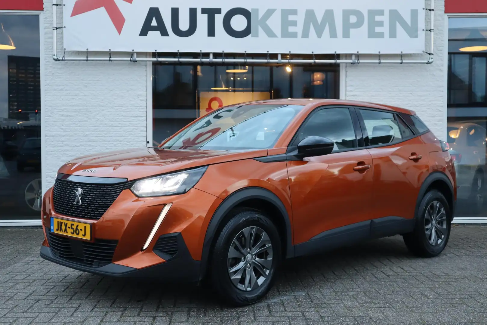 Peugeot 2008 1.2 PURETECH ALLURE PACK TREKHAAK|APLLE CARPLAY|DE Oranje - 1