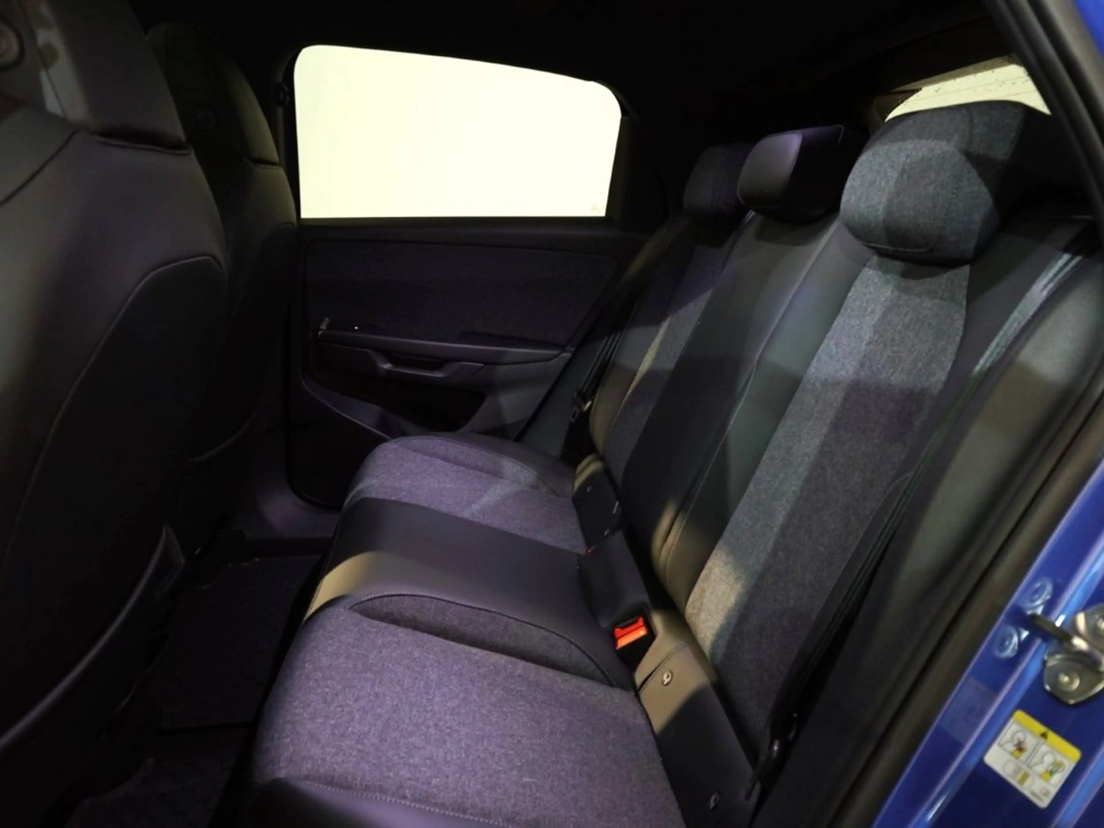Volkswagen ID. Polo VW ID. Polo Style Edition+ 155 kW - 52 kWh — photo 6