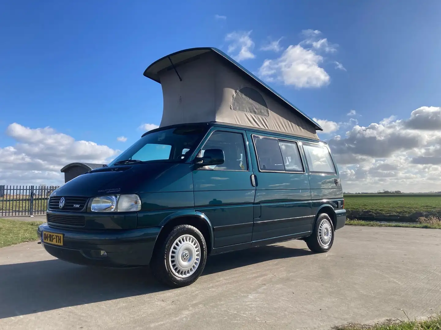 Volkswagen T4 California 2.5 TDI Generation Vakantieklaar  ✅ Verde - 1