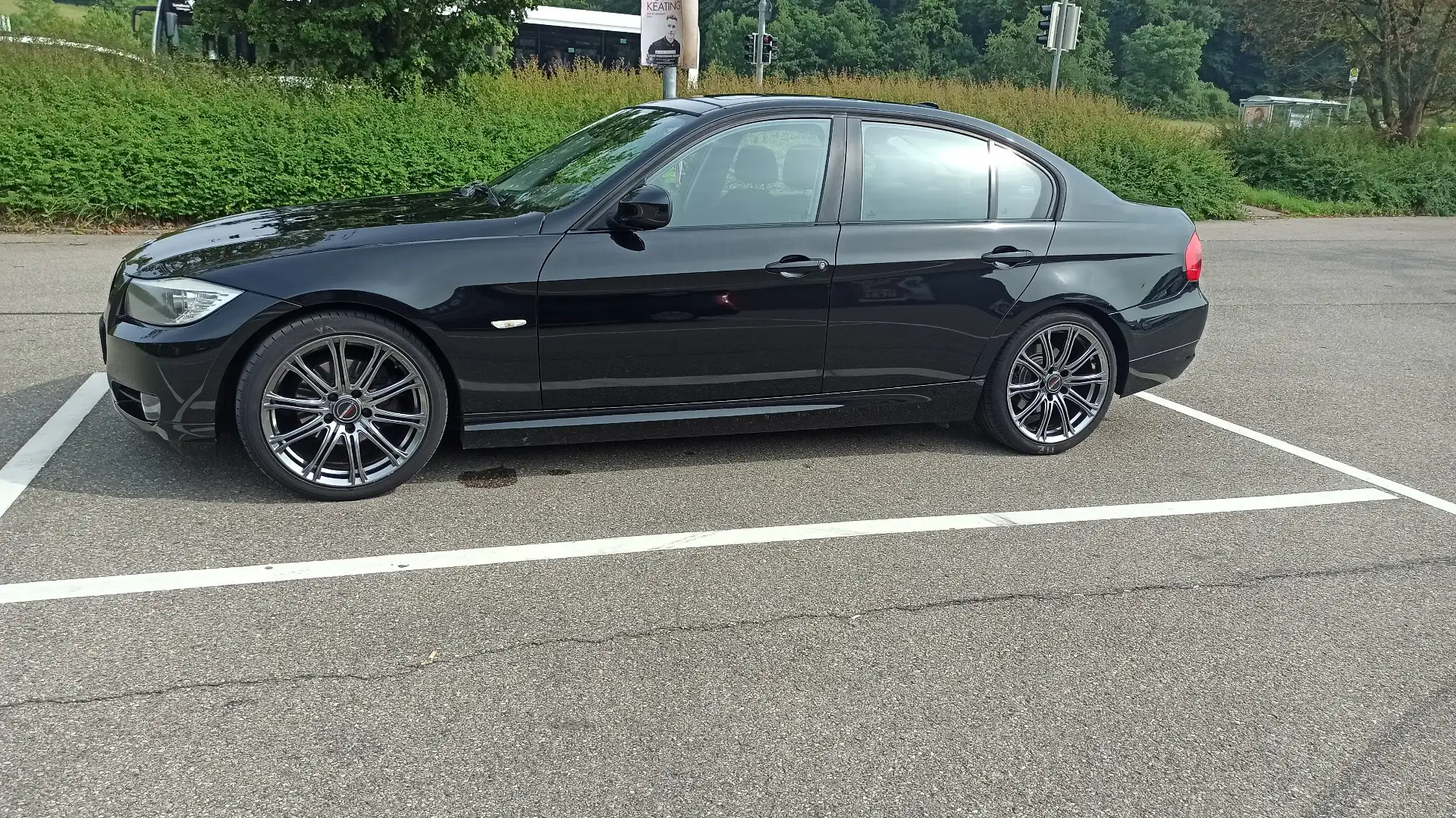 BMW 318 318i E90 Facelift Negru - 1