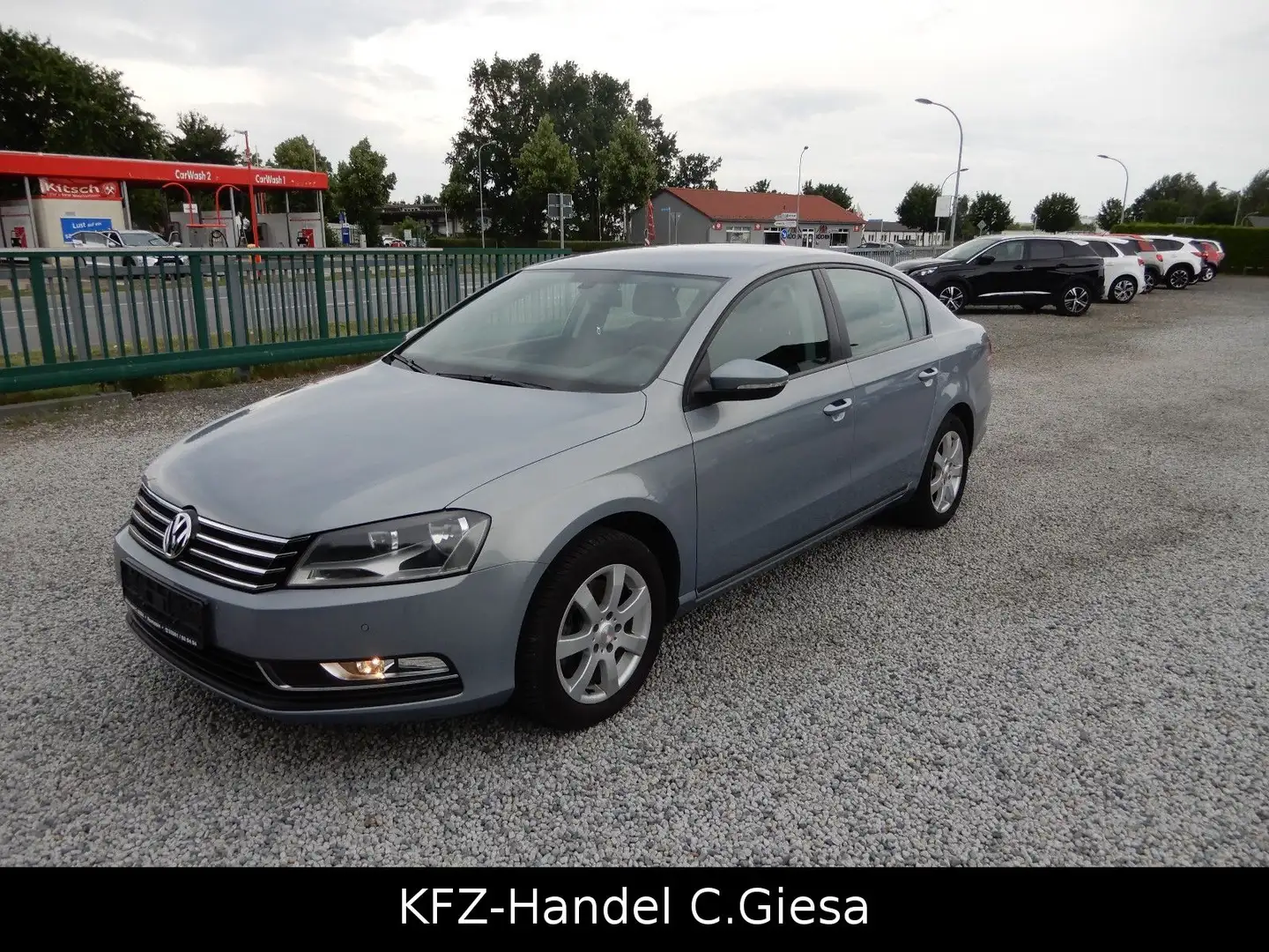 Volkswagen Passat Lim. Trendline TÜV Juli 2026 Gri - 1