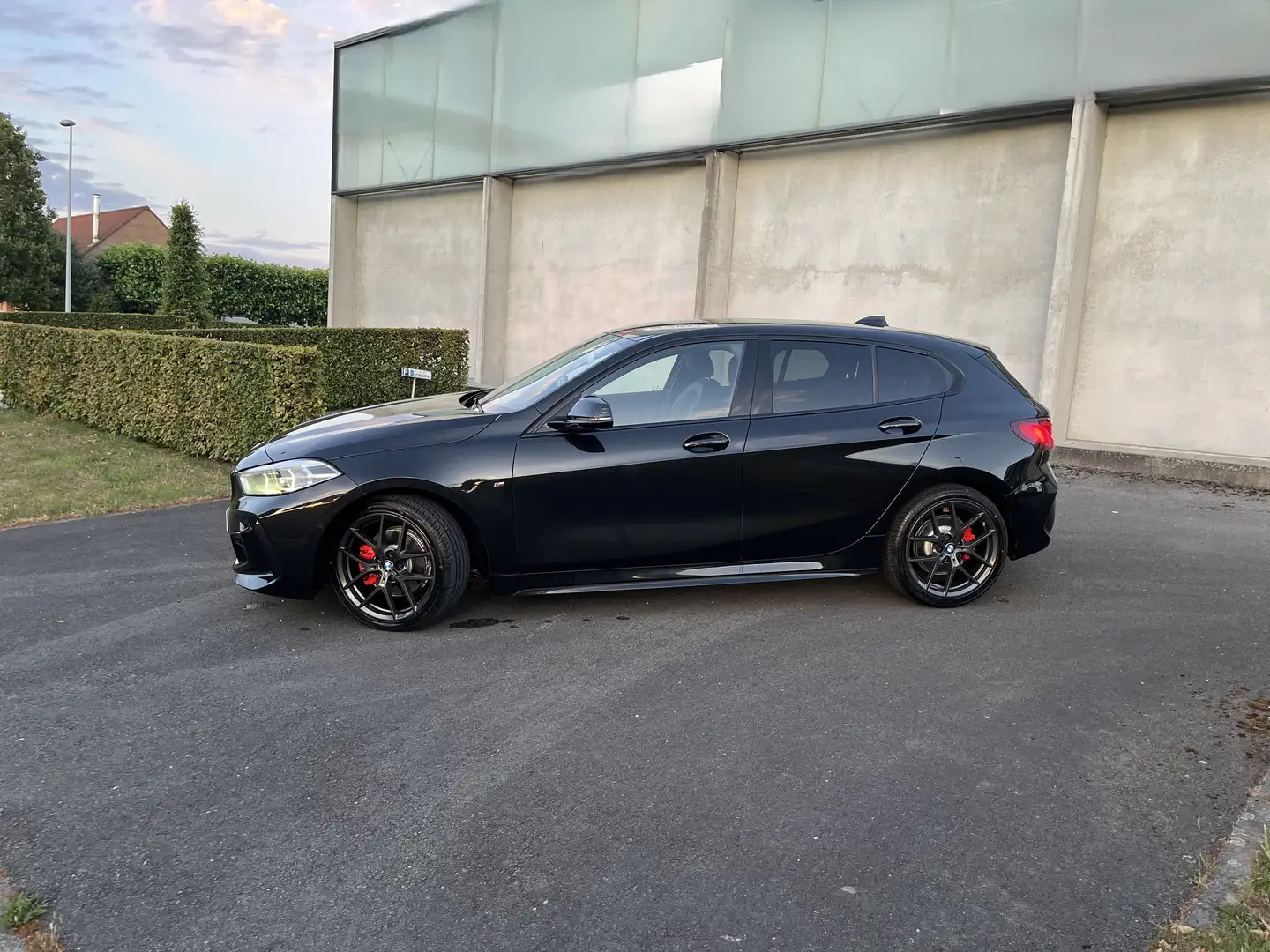 BMW 118 118iA OPF M-PACK | Carplay | Achteruitrijcamera Noir - 2