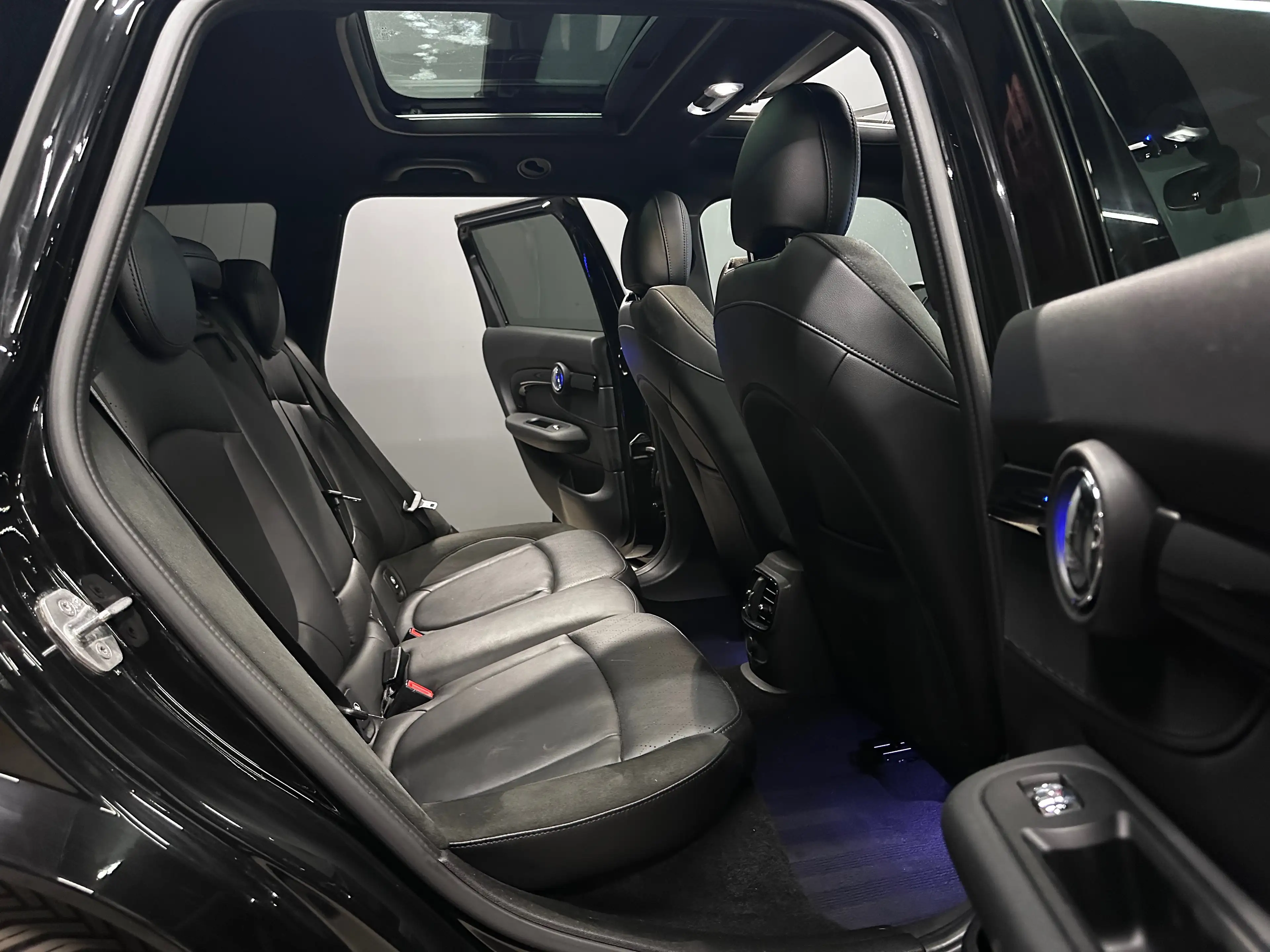 MINI Cooper D Clubman Mini Clubman 2.0 DA Cooper — photo 6