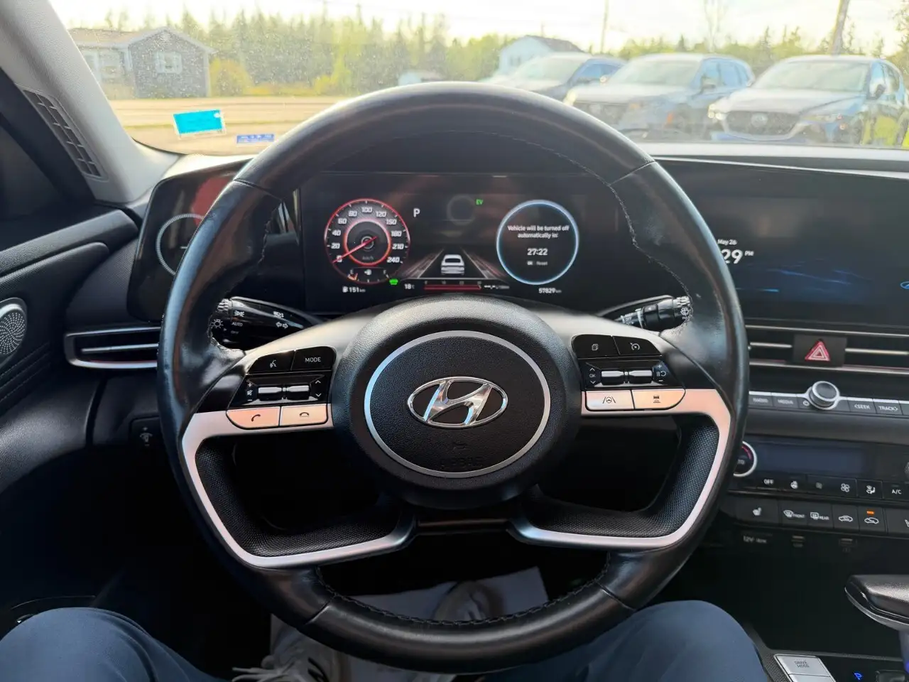 Hyundai ELANTRA снимка Hyundai ELANTRA