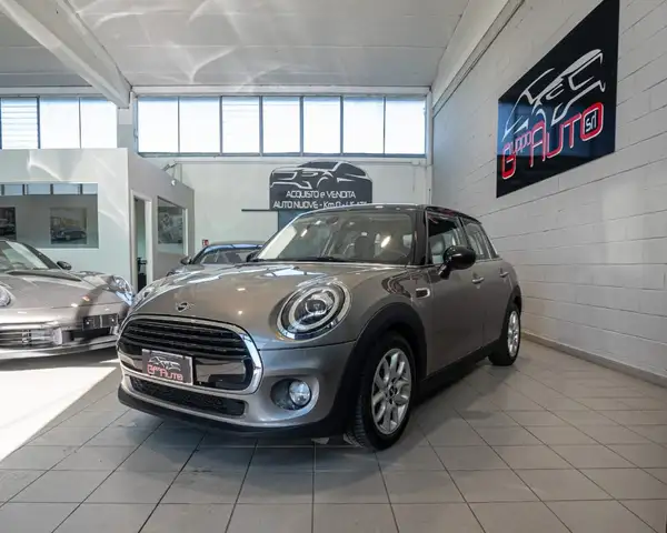 MINI Cooper 1.5 Cooper Boost 5p. *CARPLAY*KEYLESS*