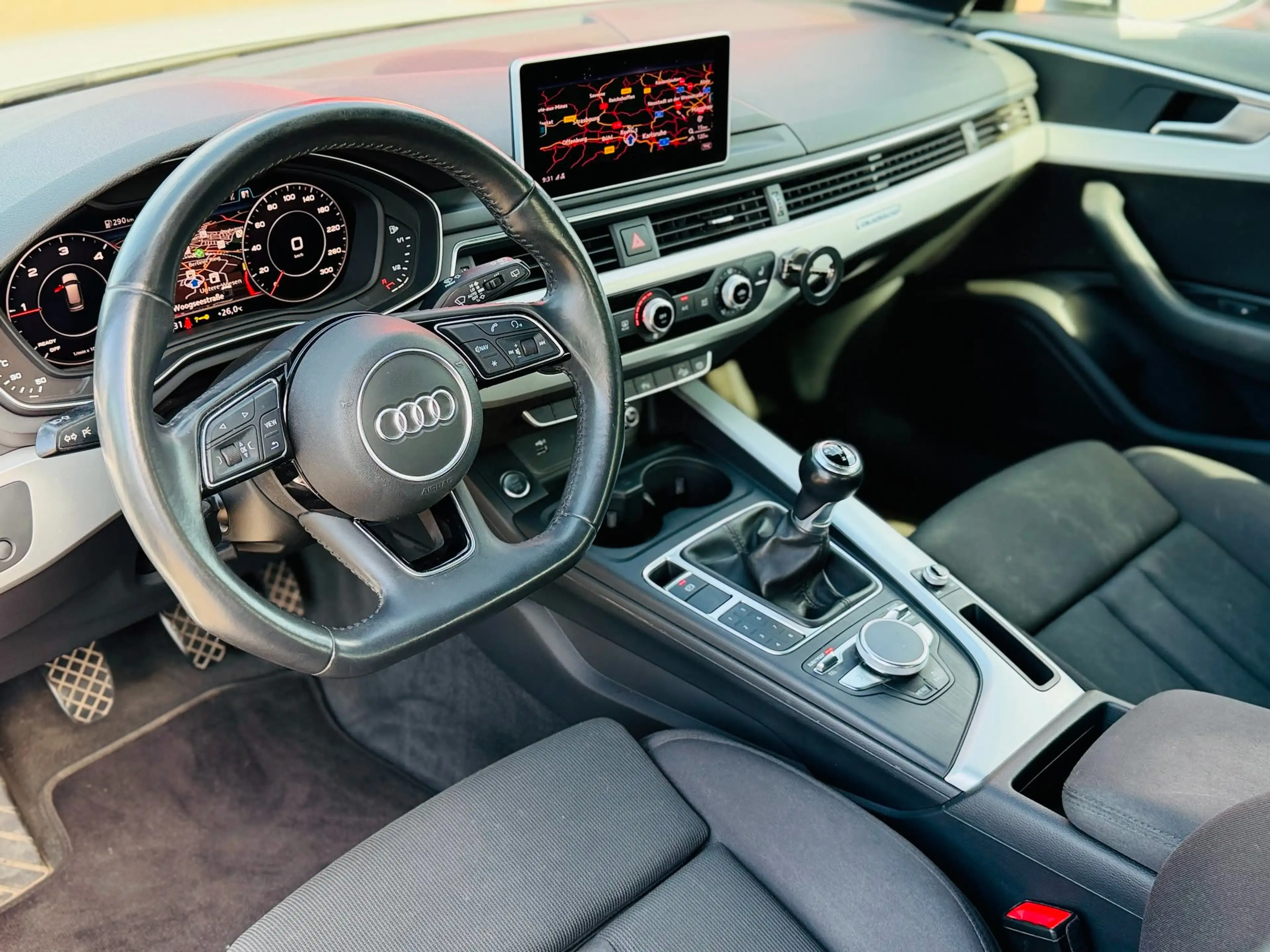 Audi A4 allroad Quattro TÜV 04/27 Inspektion neu Garantie — photo 4