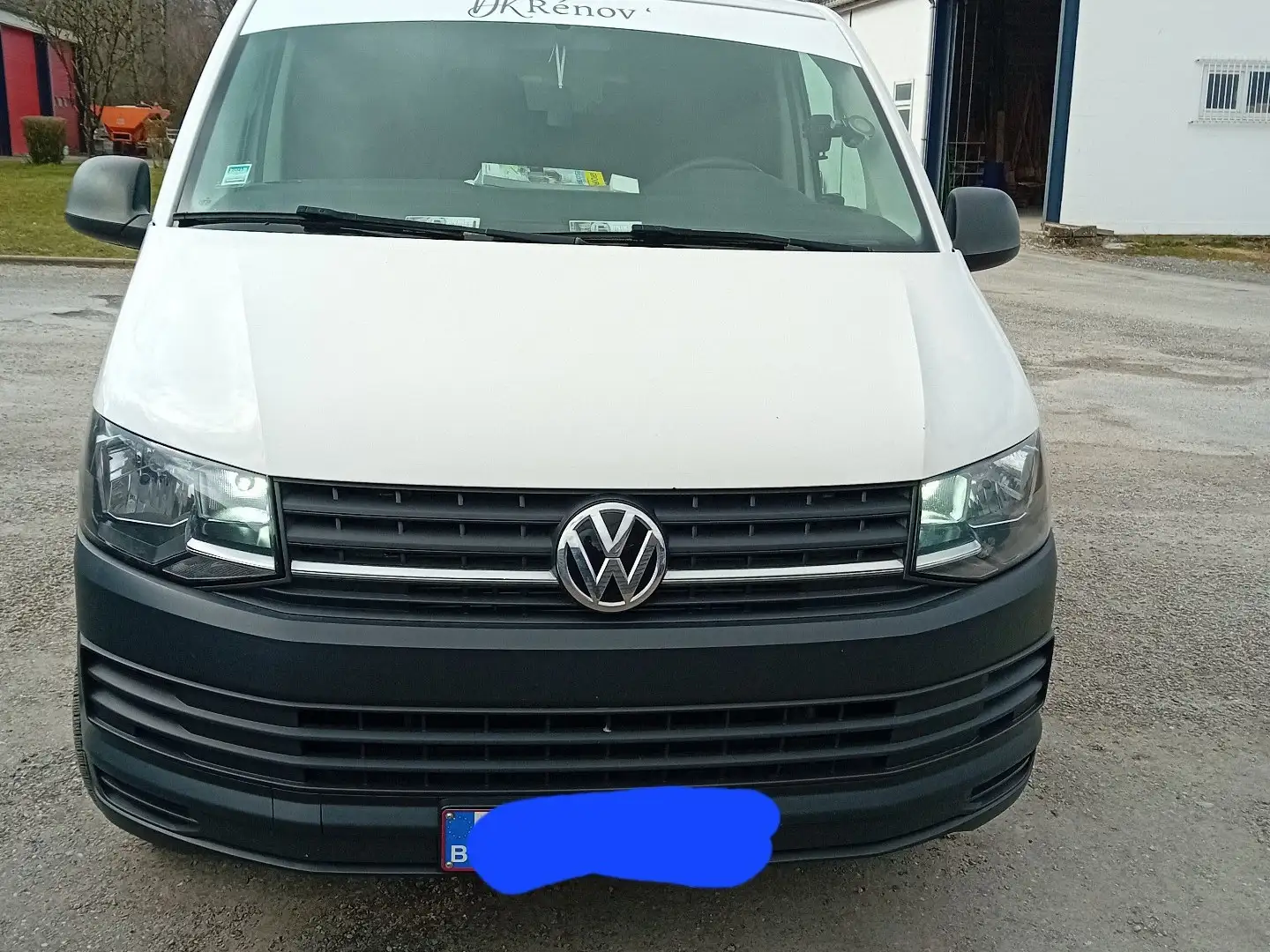 Volkswagen T6 Transporter - 1