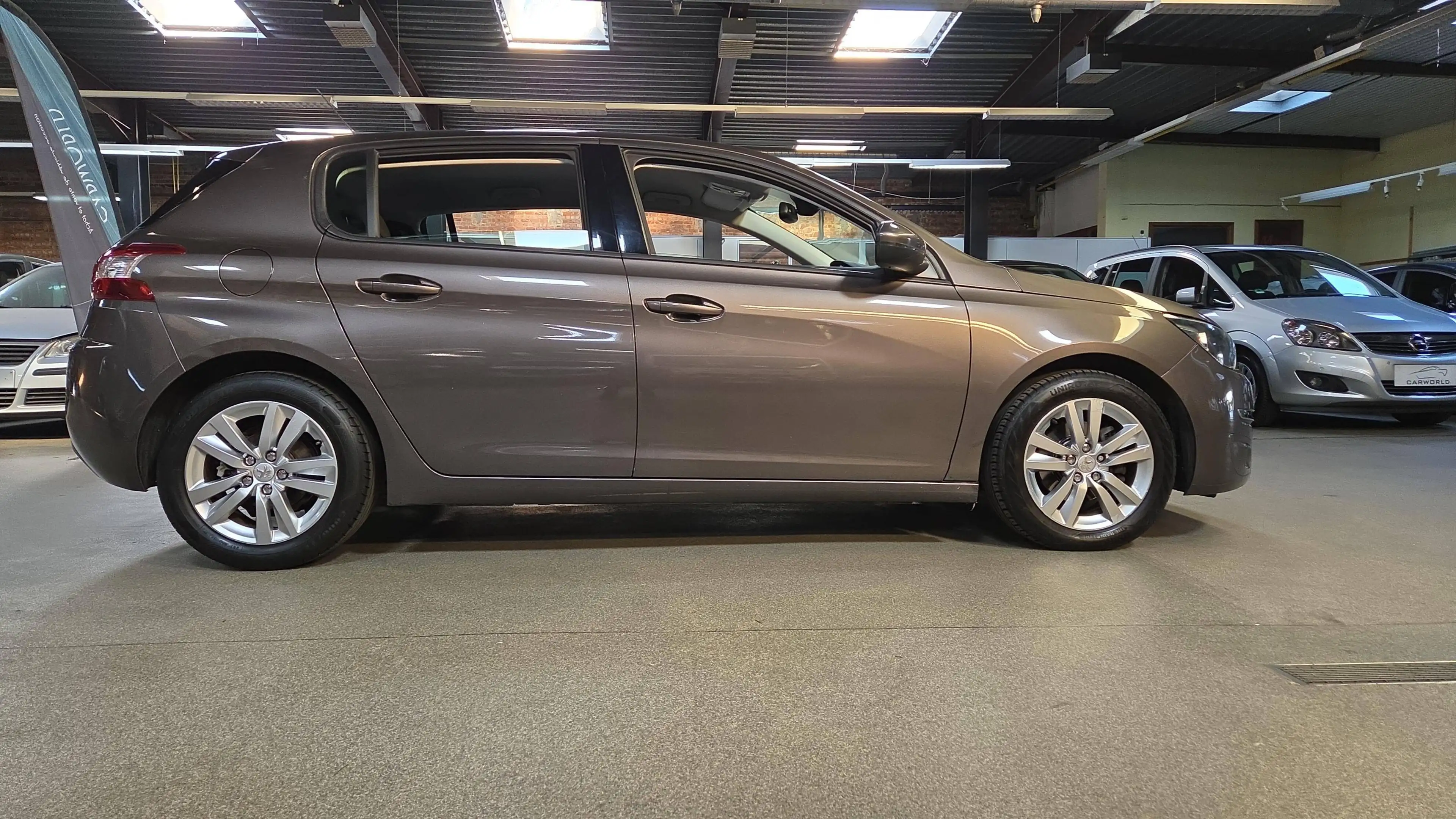 Peugeot 308 308 1.6 THP Active norme LEZ 2030 $$ 12MOIS GARANTI $$ — photo 4