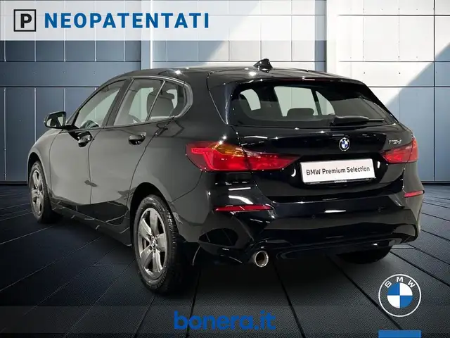 BMW 1 Series view 8