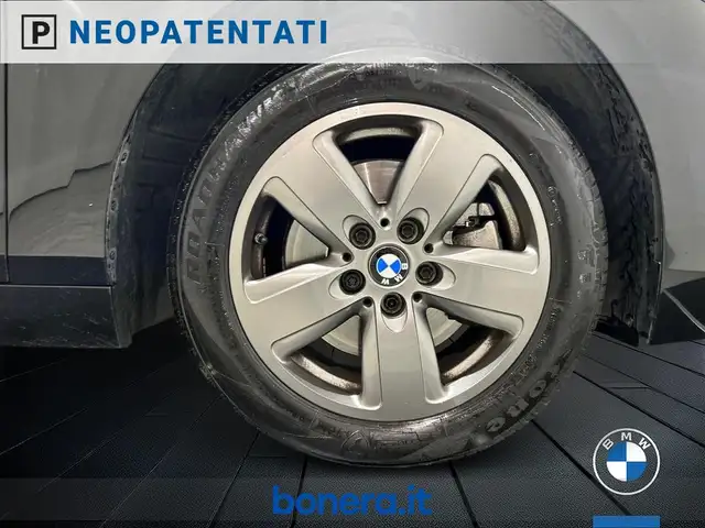 BMW 1 Series view 12