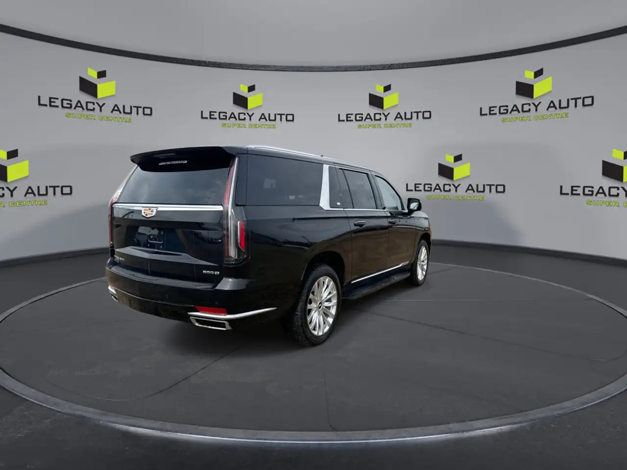 Cadillac Escalade снимка Cadillac Escalade