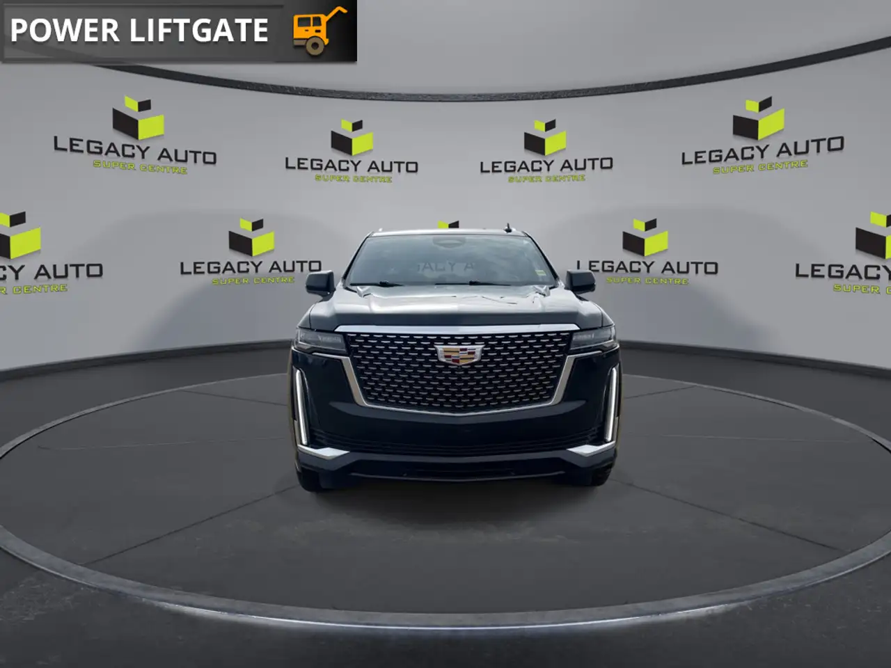 Cadillac Escalade снимка Cadillac Escalade