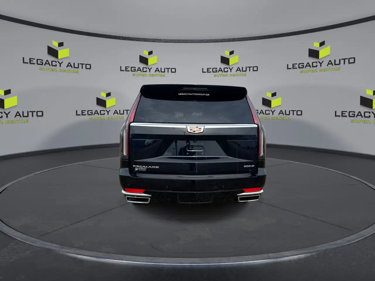 Cadillac Escalade снимка Cadillac Escalade