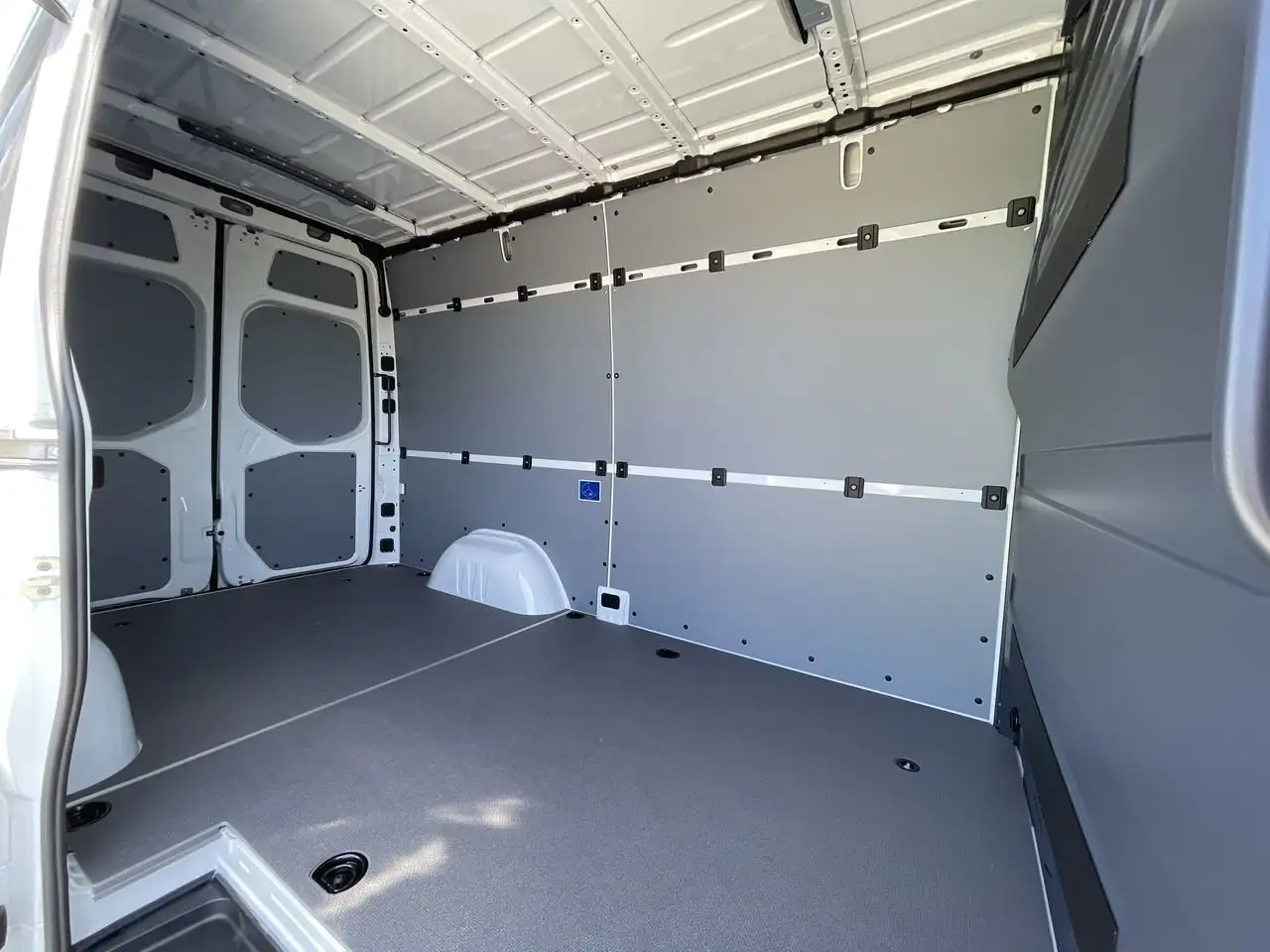 Mercedes-Benz Sprinter снимка Mercedes-Benz Sprinter