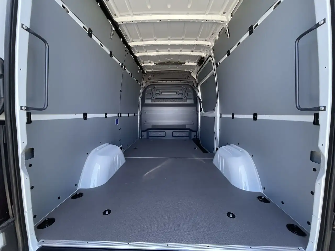 Mercedes-Benz Sprinter снимка Mercedes-Benz Sprinter