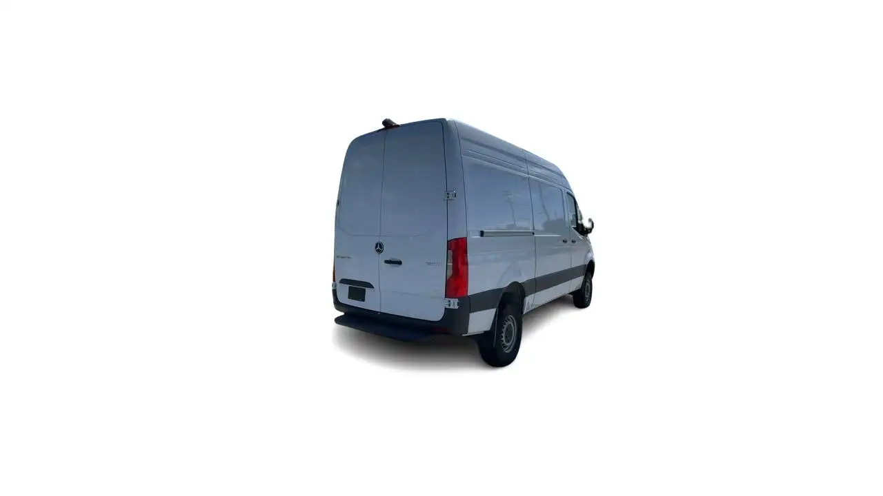 Mercedes-Benz Sprinter снимка Mercedes-Benz Sprinter