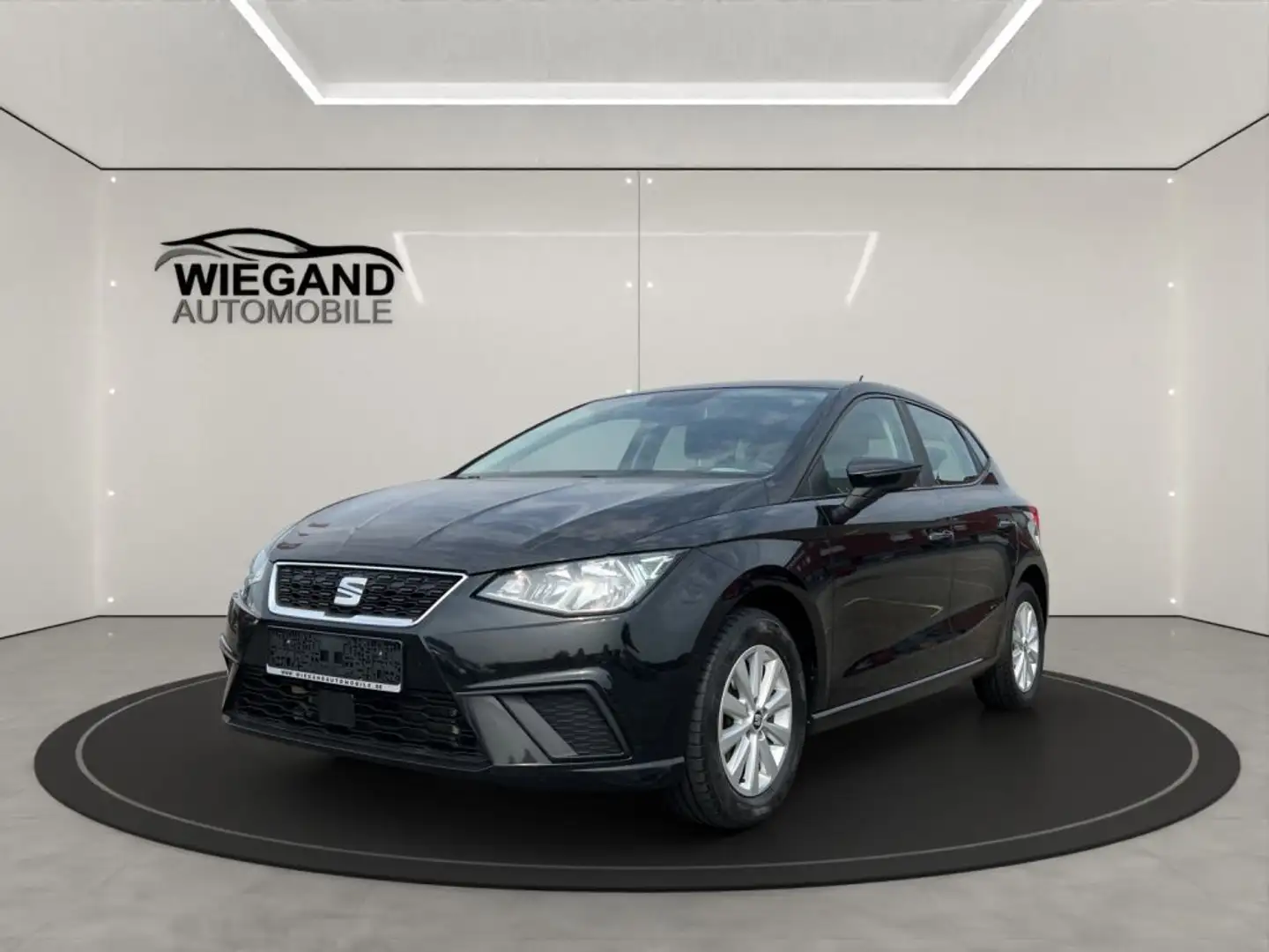 SEAT Ibiza 1.6 TDI STYLE+BUSINESS+WINTER+METALLIC+PDC Schwarz - 1