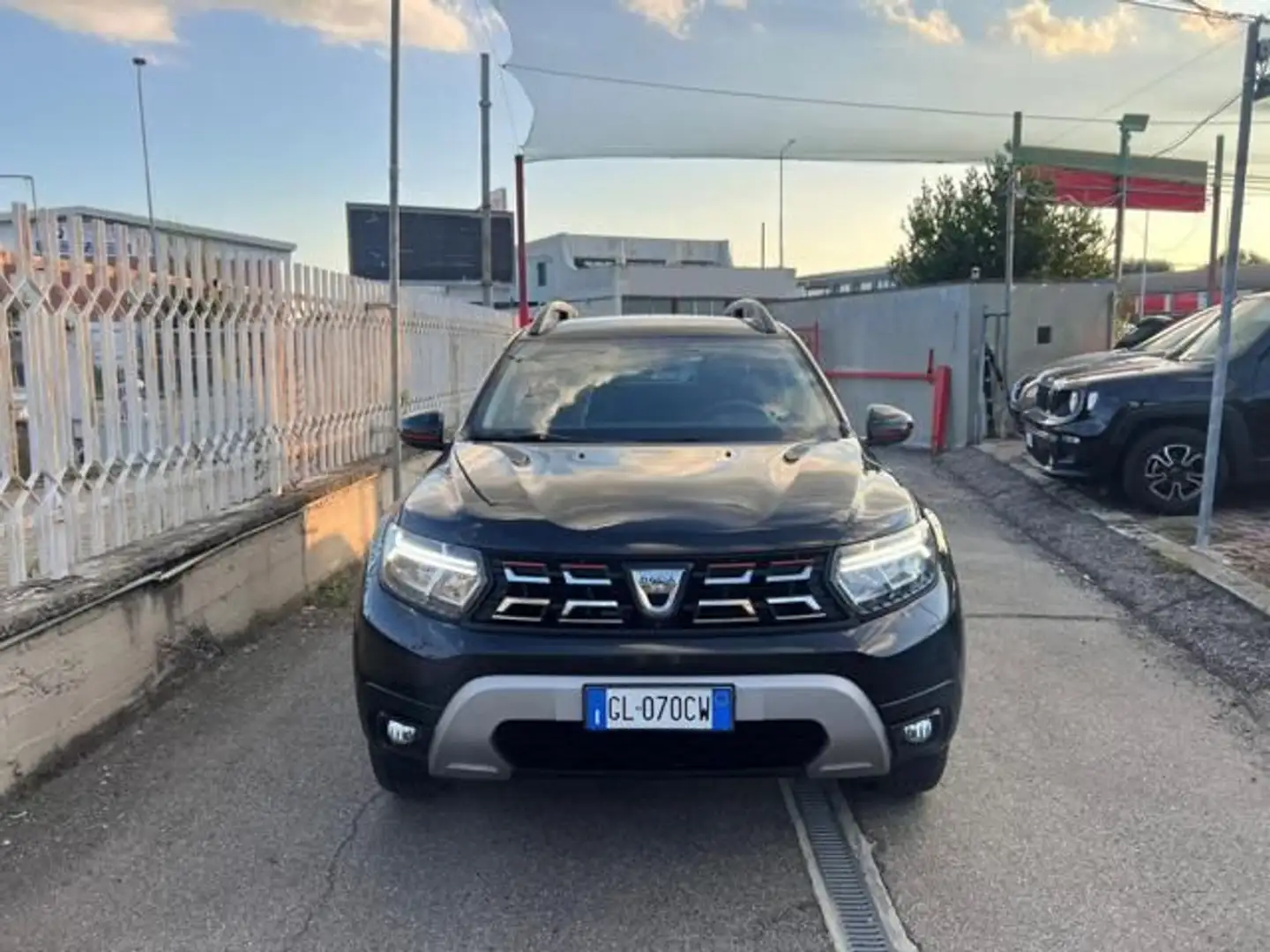 Dacia Duster 1.0 TCe GPL 4x2 Extreme Nero - 2