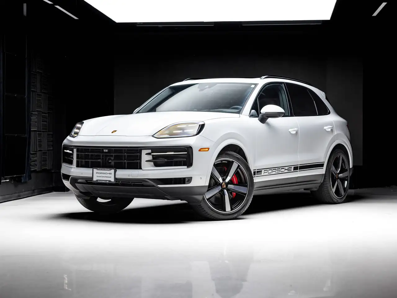 Porsche Cayenne снимка Porsche Cayenne
