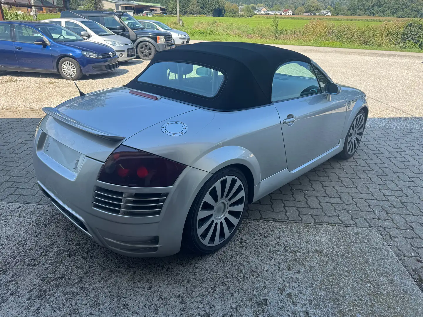 Audi TT 1.8 T Roadster *** Grau - 2