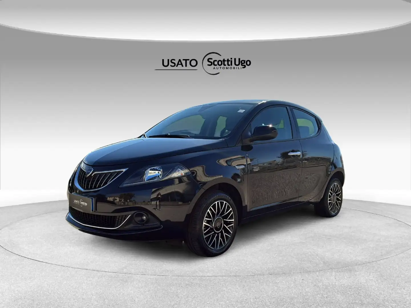 Lancia Ypsilon My24 1.0 Firefly 70 CvStart&Stop Hybrid Oro Nero - 1