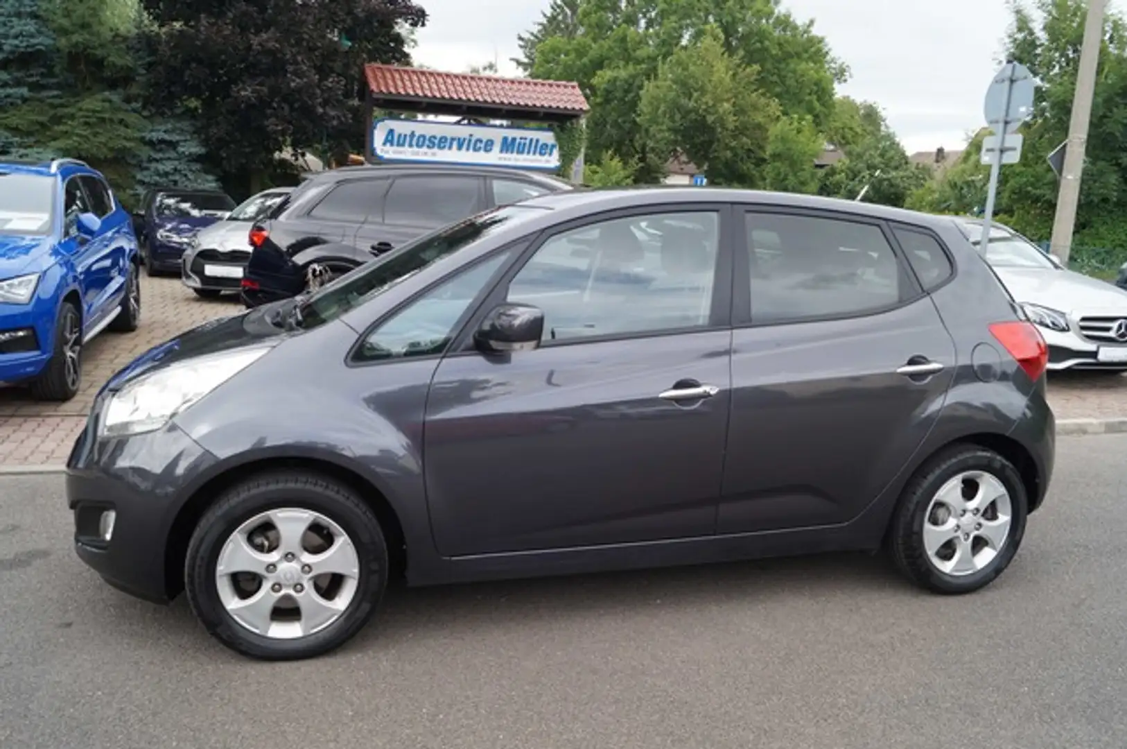 Kia Venga 1,4i  66kw Klima-PDC-Sitzh.uvm. Schwarz - 2