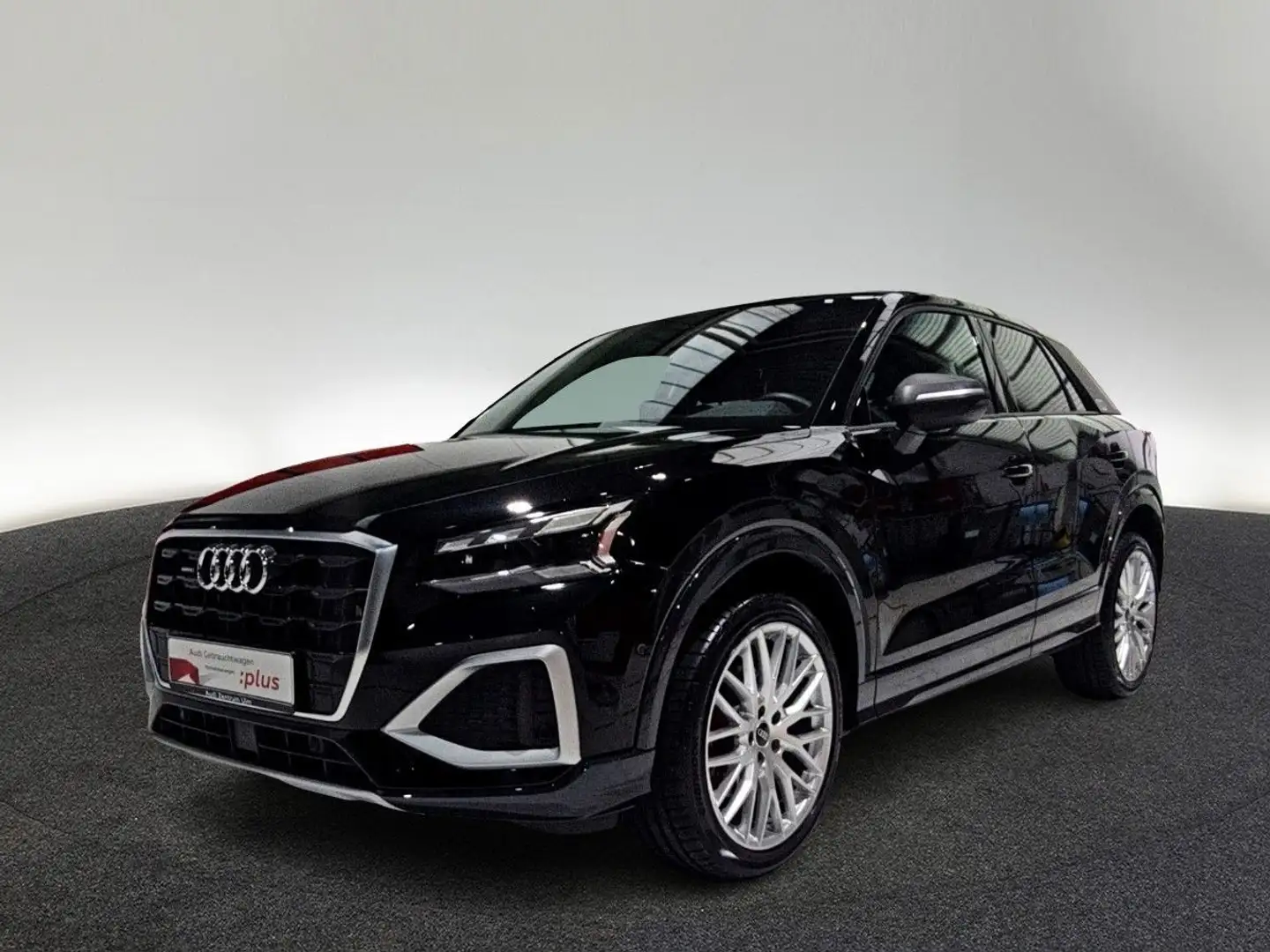 Audi Q2 advanced 40 TFSI qu 19 AHK PANO STHZ 5J.GAR. Schwarz - 2